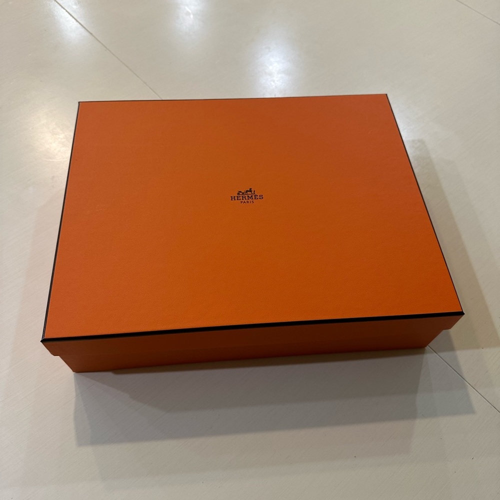 Hermes small box